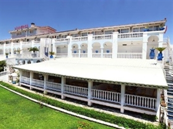 DIAPOROS HOTEL ***