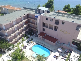 Хотел GOLDEN BEACH 3*-2026