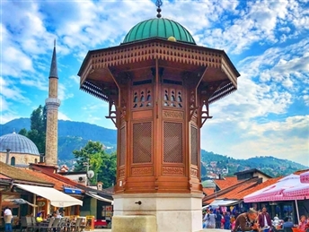 САРАЕВО- МОСТАР со посета на термална ривиера