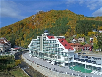 уковска Бања - Хотелот „Бела Јела“ 4*