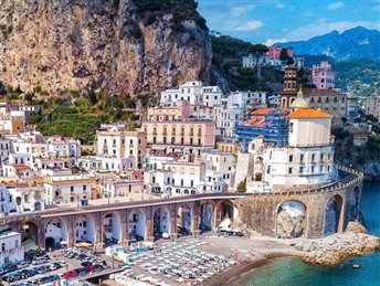 НЕАПОЛ и СОРЕНТО СО ПОСЕТА НА АМАЛФИ БРЕГОТ и КАПРИ 01.05.2026