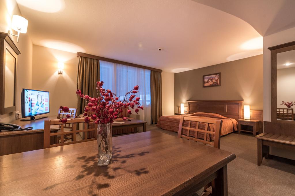 Hotel Lion 4*
