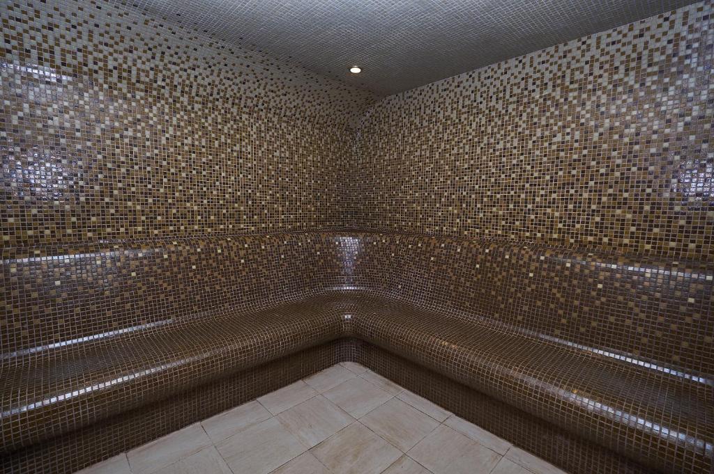 HOTEL MOUNTAINE PARADISE 4* 26/27