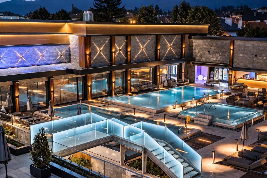 Grand Hotel Bansko 4*