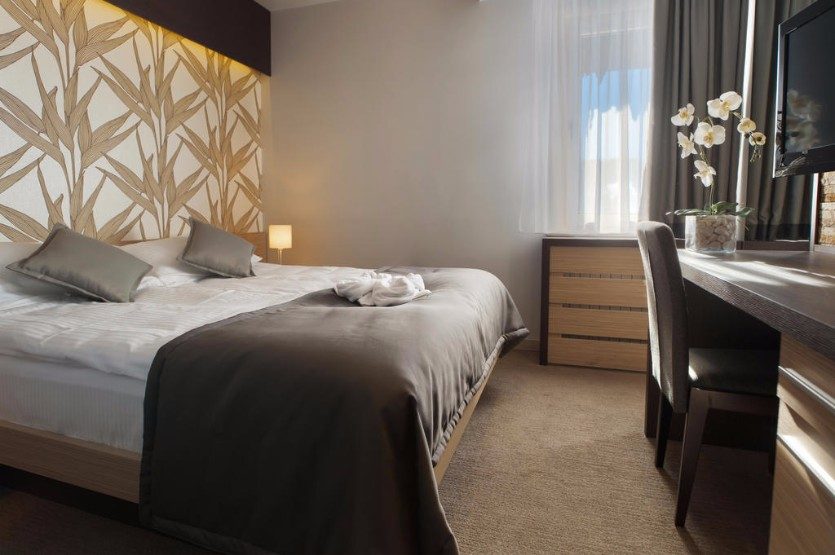 GRAND DELUXE HOTEL &SPA 4+*- КОПАОНИК