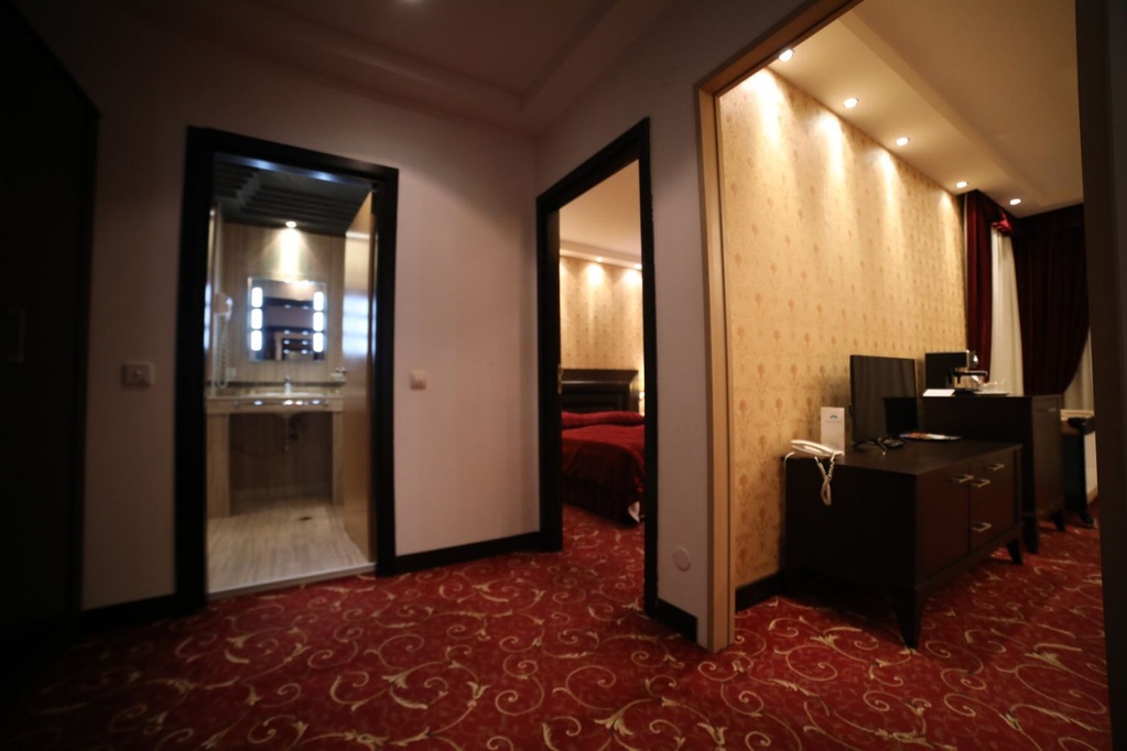 Хотел Боровец Хилс 5*