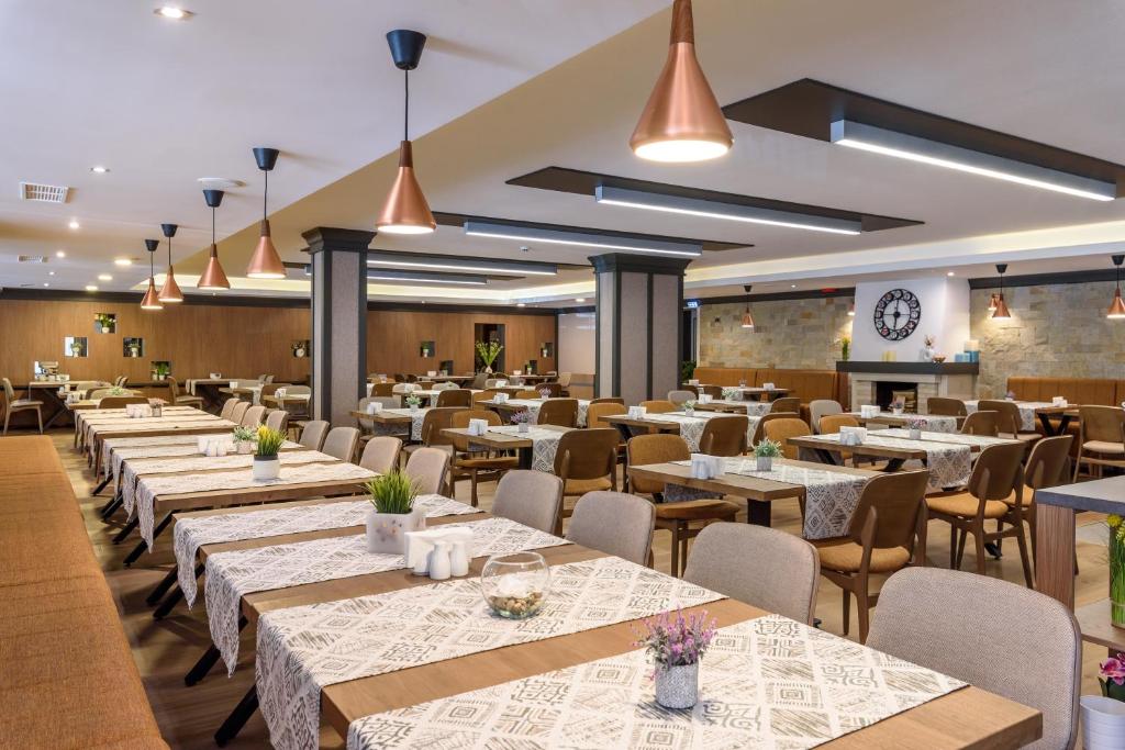 ХОТЕЛ ЛИОН 4*